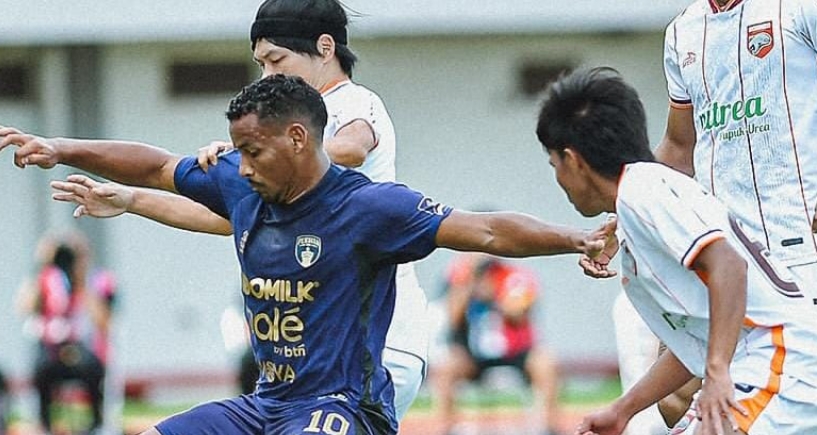 Read more about the article Persita vs Bhayangkara FC: Gol Telat Matheus Alves Selamatkan Tuan Rumah dari Kekalahan