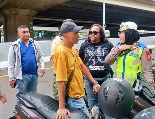 Read more about the article Polisi Amankan Enam Pak Ogah Terduga Pungli di Exit Tol Rawa Buaya