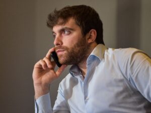 Read more about the article Fabrizio Romano Beberkan Fakta Tak Terduga Manchester United di Penutupan Bursa Transfer 2026